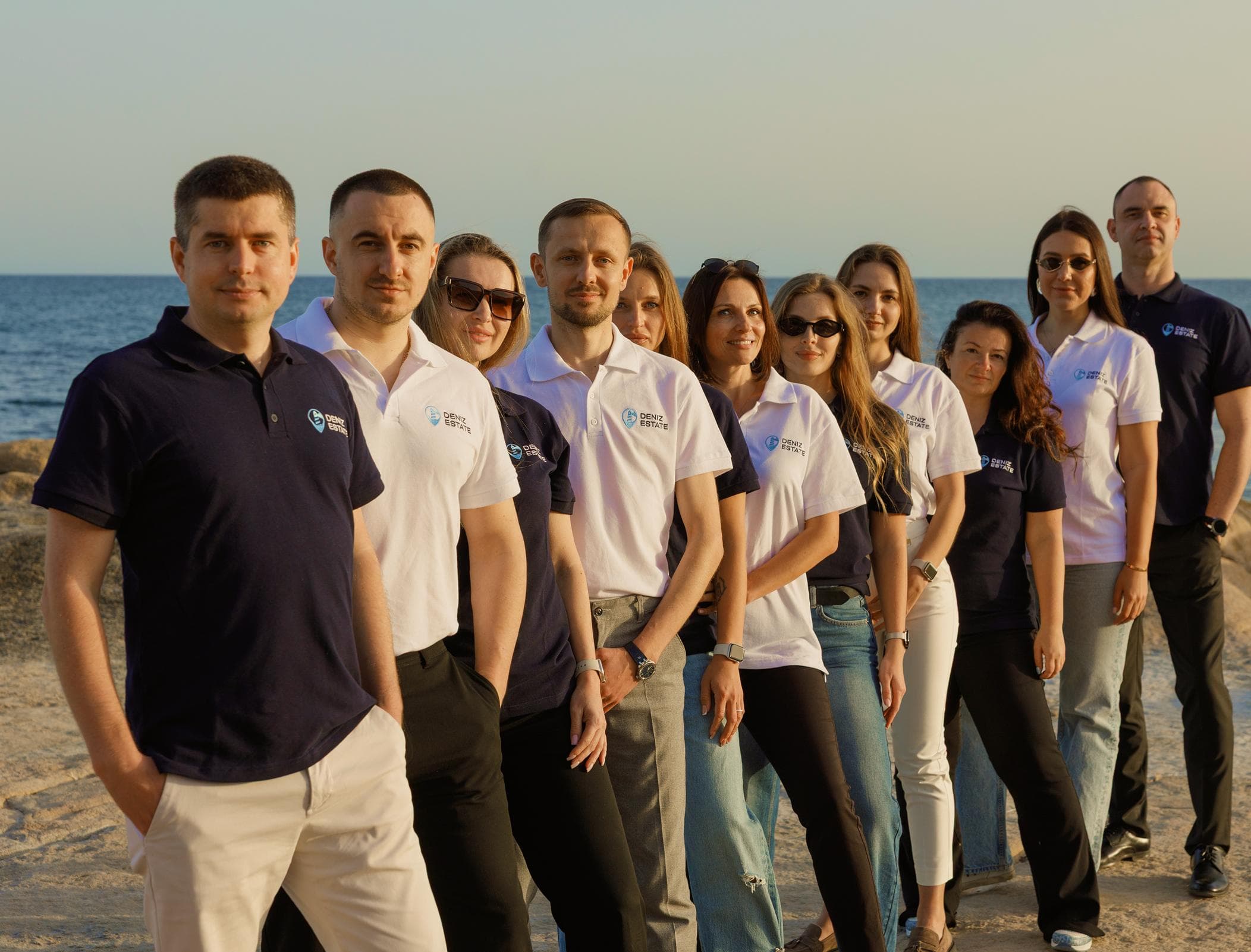 Команда Deniz Estate на узбережжі Іспанії